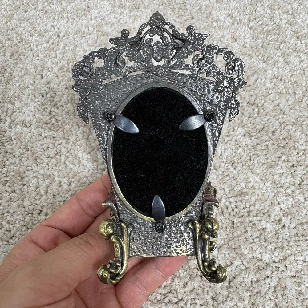 Vtg Miniature Ornate Oval Throne Chair Picture Frames Set of 2 Victorian Style